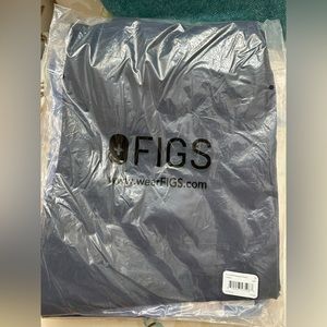 BNWT. Livingston. Figs. Quiet navy. Small